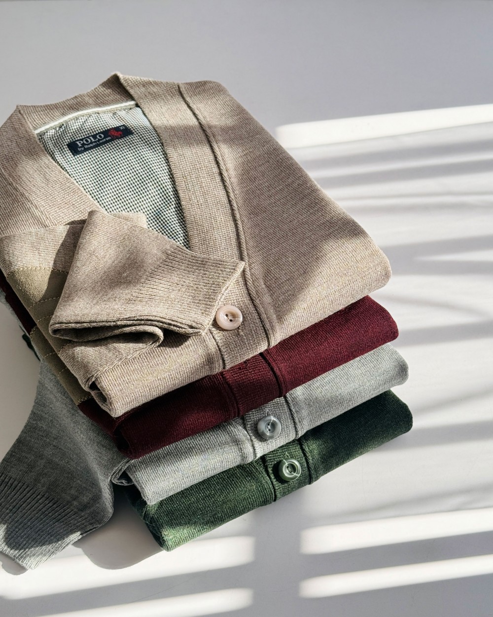 ژاکت مردانه دارا ( جلو دکمه آستین وصله ) کد محصول 1018