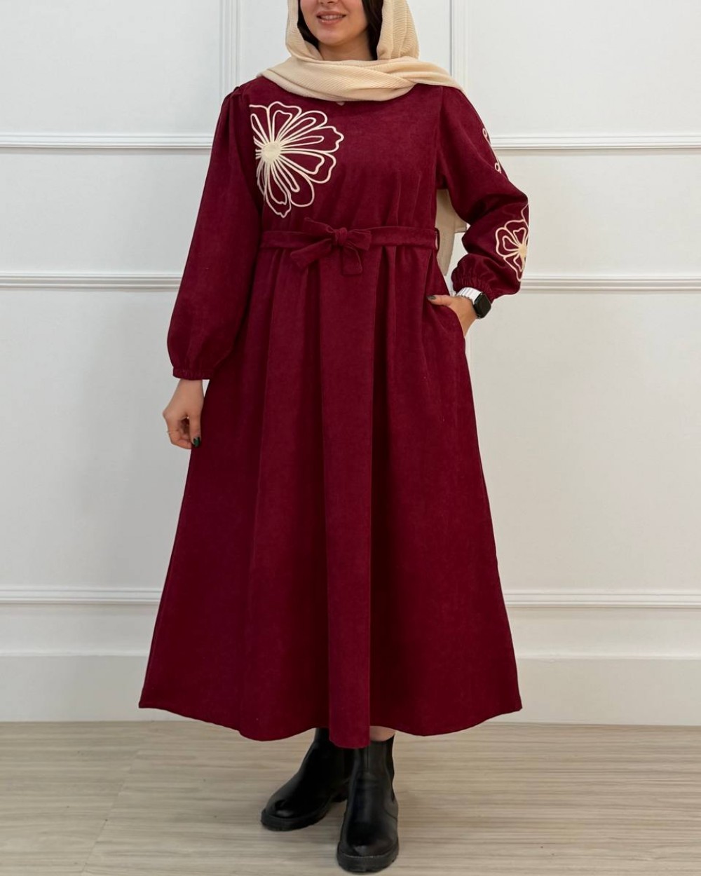 پیراهن مخمل کبریتی گلبرگ کد محصول 1511