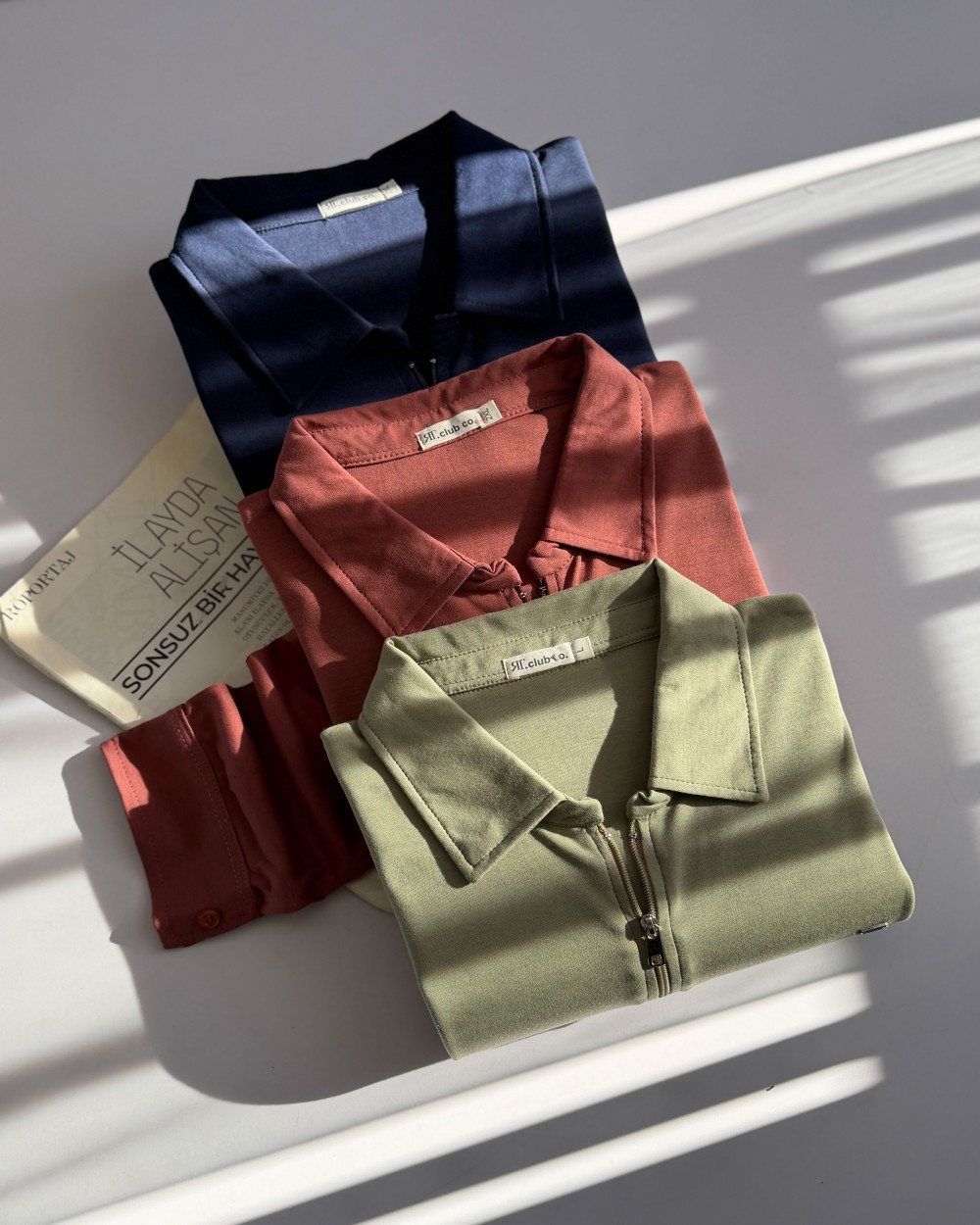 بلوز نیم زیپ فردین کد محصول 1531