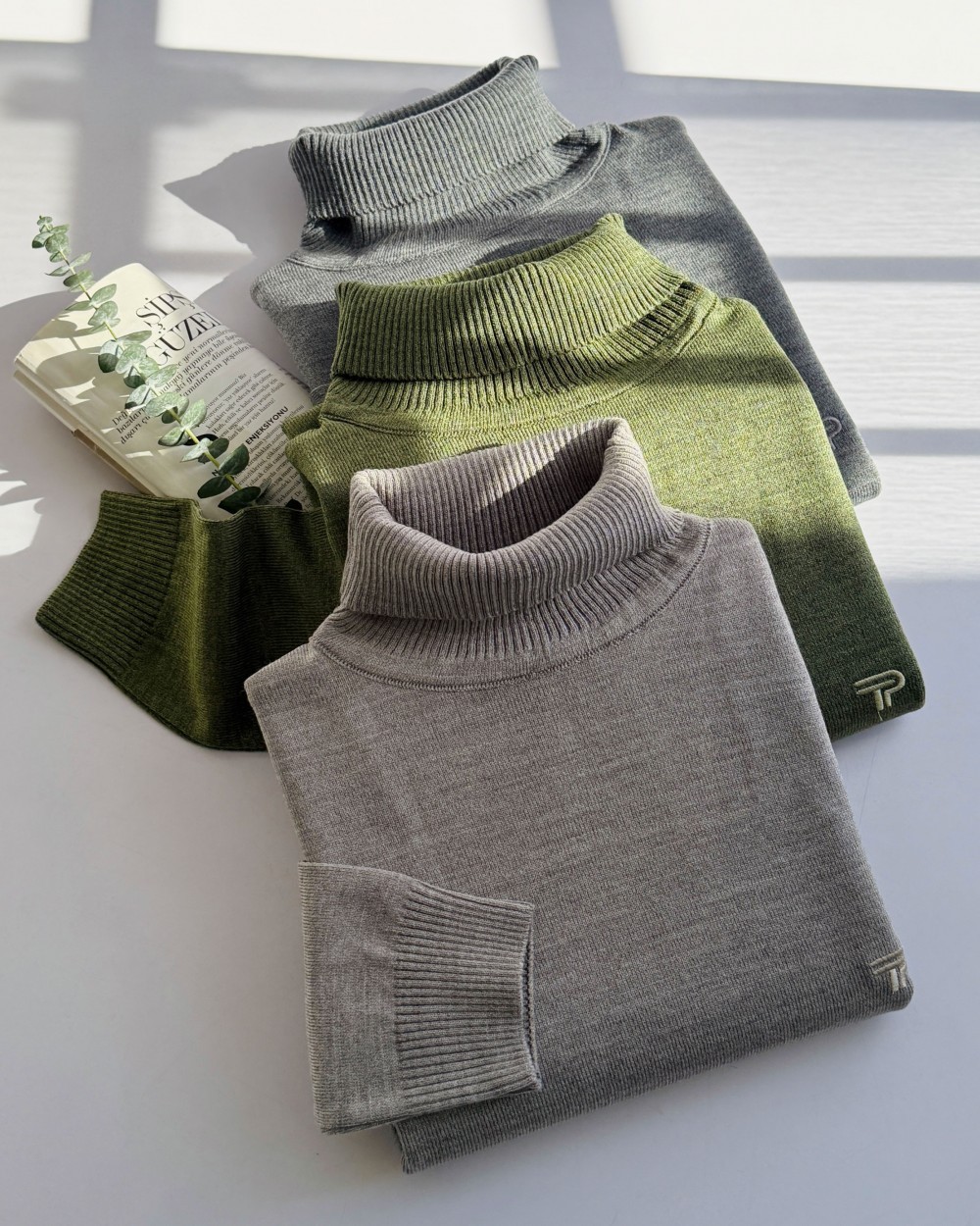 یقه اسکی تیانوش نخ ترک _ کد محصول 982