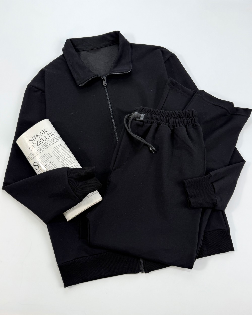 ست سویشرت و شلوار مشکی ساده کد محصول 1563