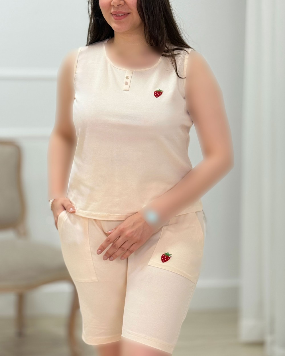 ست تاپ و شلوارک زنانه توت فرنگی کد محصول 1598